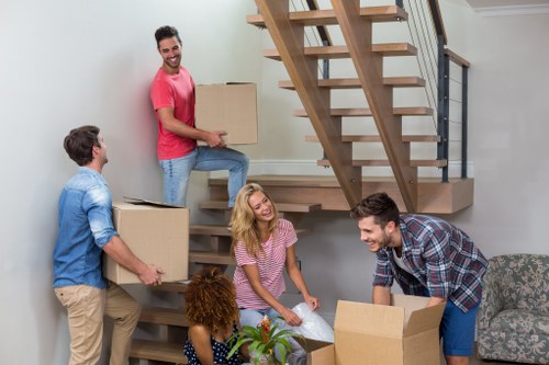 Room-by-room unpacking support for a central London move